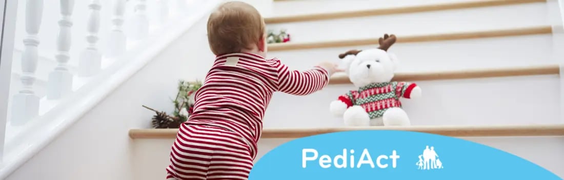 Monter et descendre les marches : l’apprentissage de l’escalier chez bébé
